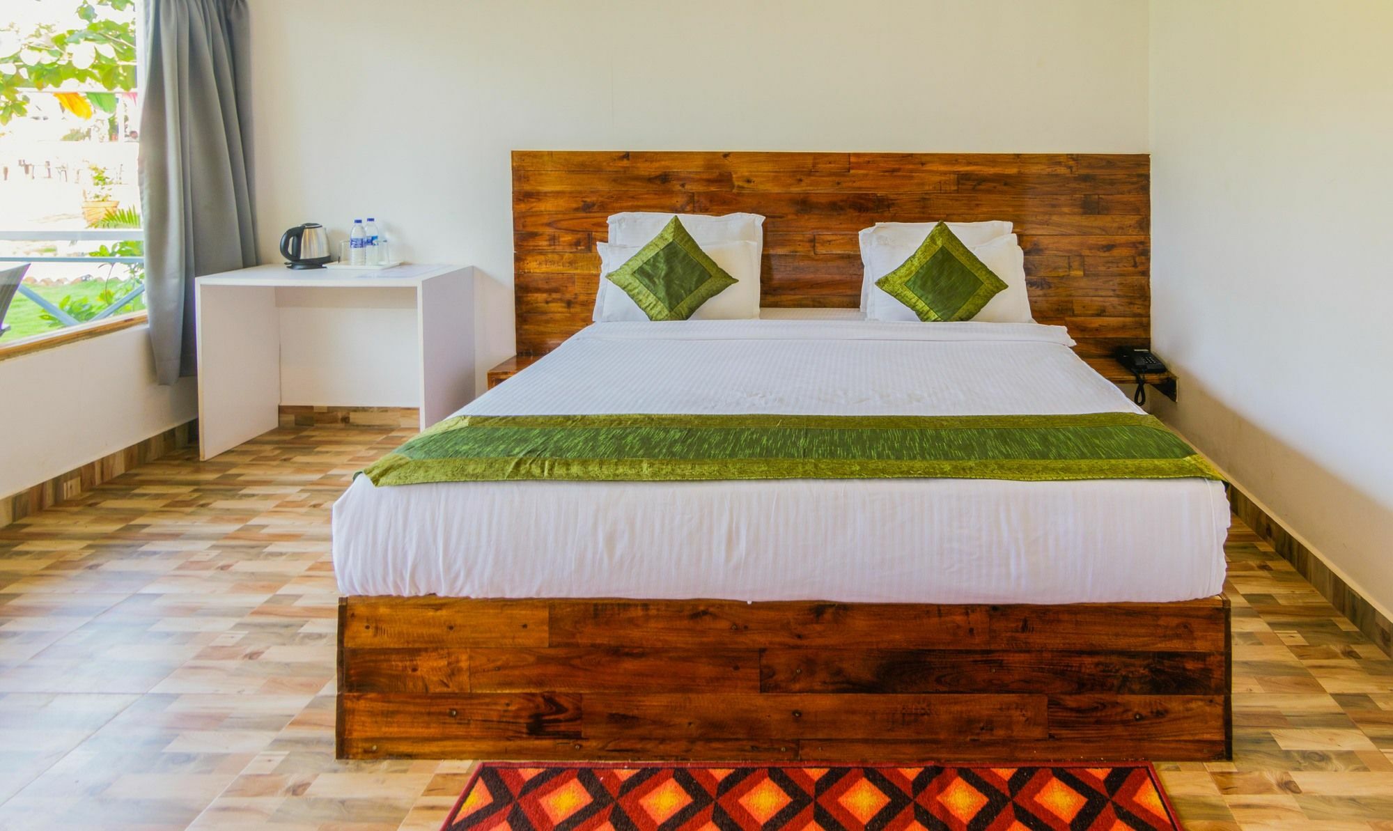Treebo Lands End Beach Resort Морджим Экстерьер фото